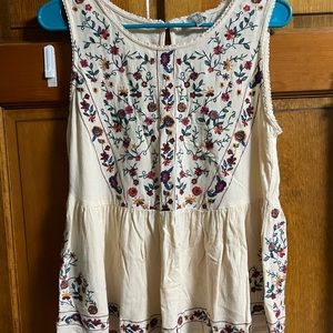 Floral embroidered tank top